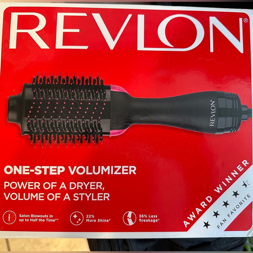 Revlon One- Step Volumizer BNIB